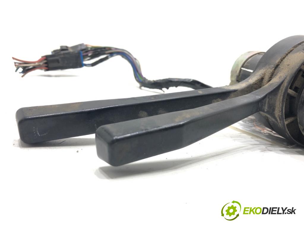 DAEWOO LUBLIN II Skrzynia 1996 64 kW 2.4 TD 2417 Prepínač kombinovaný  (Prepínacie páčky pod volantom)