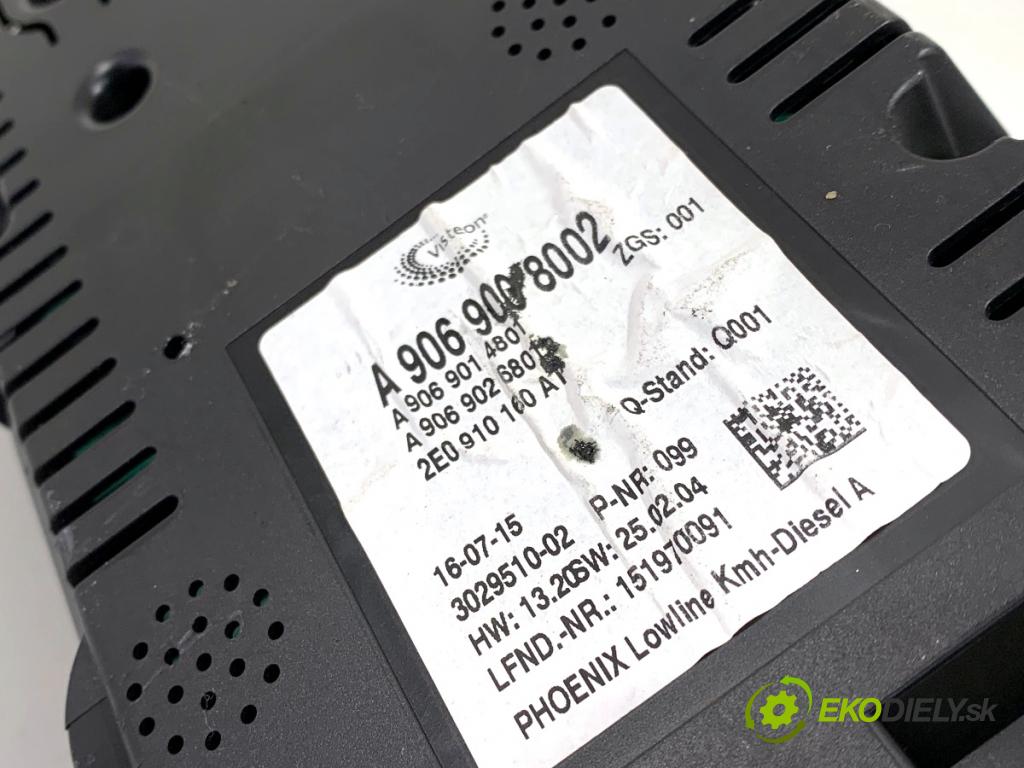 VW CRAFTER 30 50 Platforma / podwozie 2015 80 kW 2.0 TDI 1968 Prístrojovka A9069008002 (Prístrojová doska)