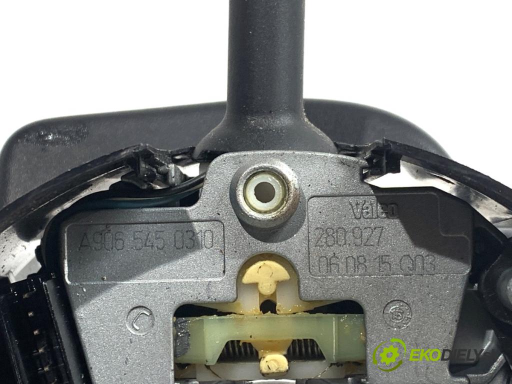 VW CRAFTER 30 50 Platforma / podwozie 2015 80 kW 2.0 TDI 1968 Prepínač kombinovaný A9065450310 (Prepínacie páčky pod volantom)