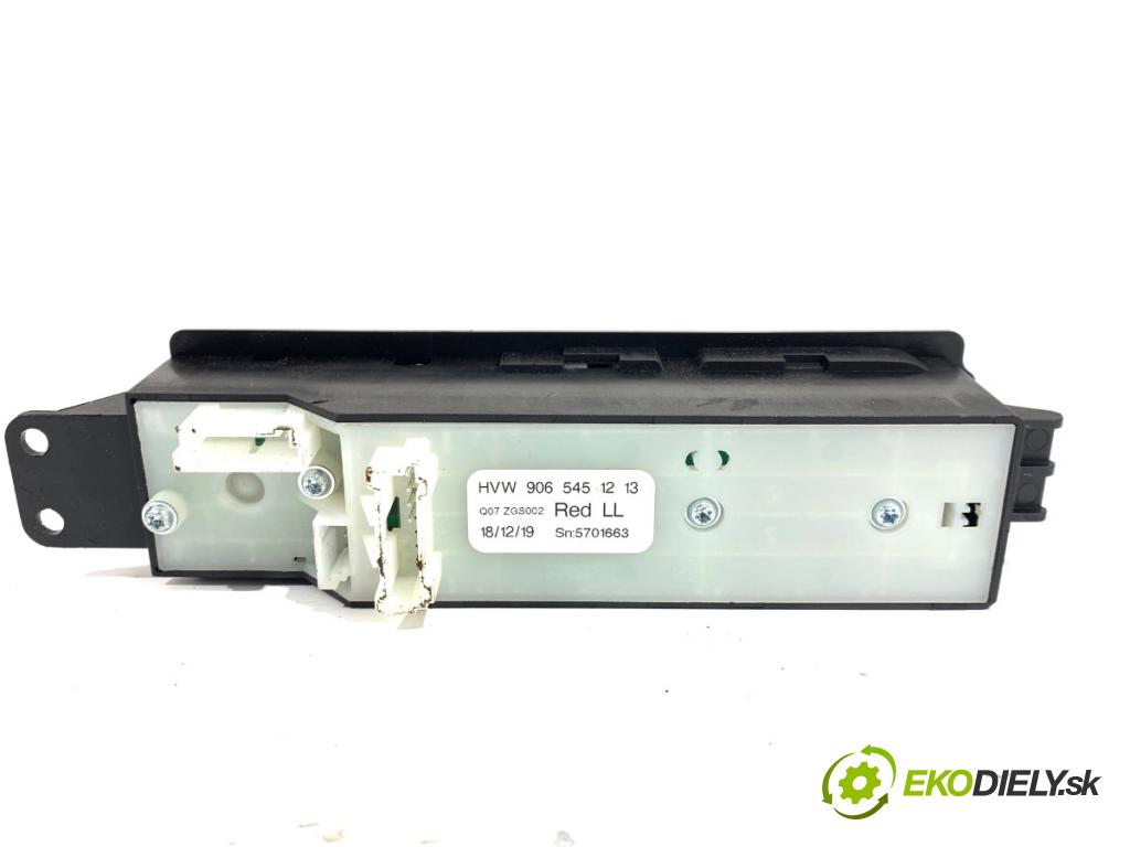 VW CRAFTER 30 50 Platforma / podwozie 2015 80 kW 2.0 TDI 1968 Prepínač okien 9065451213 (Prepínacie páčky pod volantom)