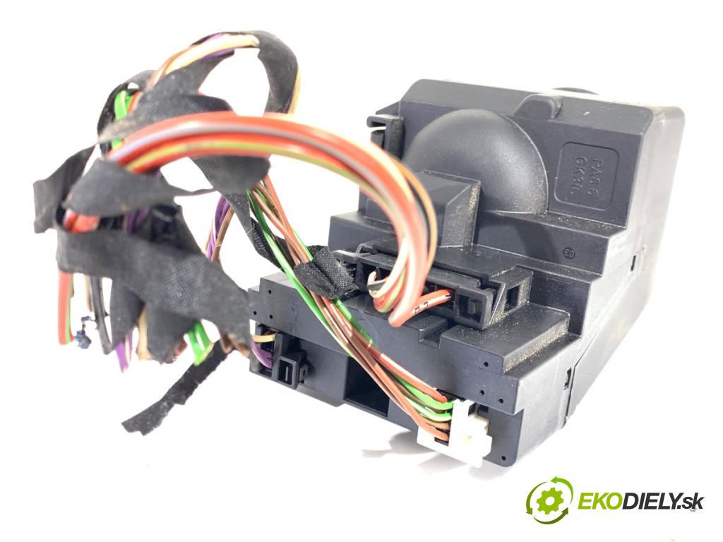 VW CRAFTER 30 50 Platforma / podwozie 2015 80 kW 2.0 TDI 1968 spinačka A9069005902 (Spínacia skrinka)