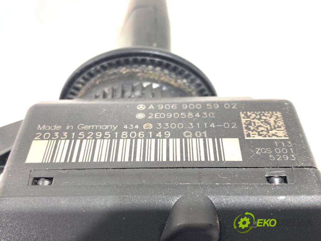 VW CRAFTER 30 50 Platforma / podwozie 2015 80 kW 2.0 TDI 1968 spinačka A9069005902 (Spínacia skrinka)