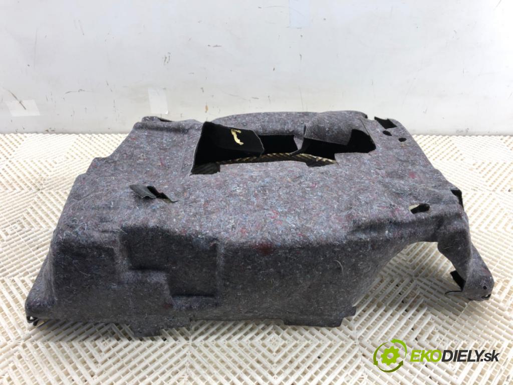 AUDI A6 C7 Kombi 2017 445 kW RS6 performance quattro 3993 vložka kufra 4G9863697D