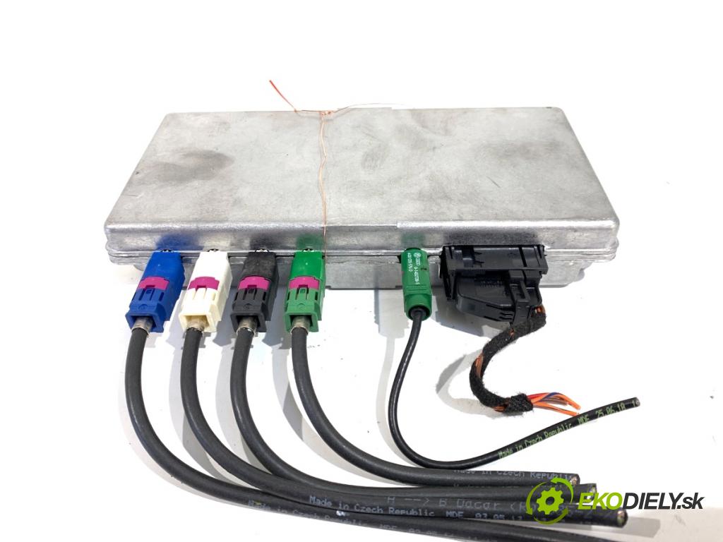 AUDI A6 C7 Kombi 2017 445 kW RS6 performance quattro 3993 modul KAMERY 4H0907428E