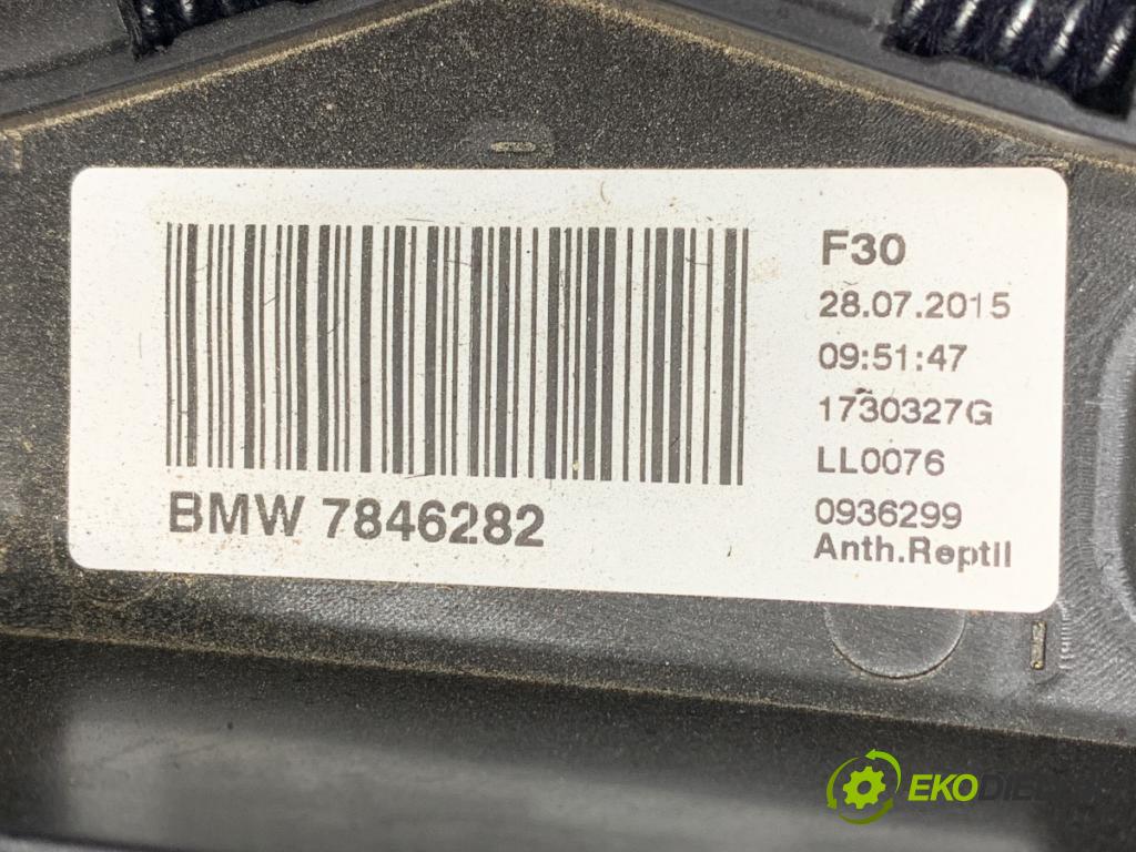 BMW F30 sedan 2015 180 kW 328 i xDrive 1997 střešní okno 7846282 (Sklo karoserie)