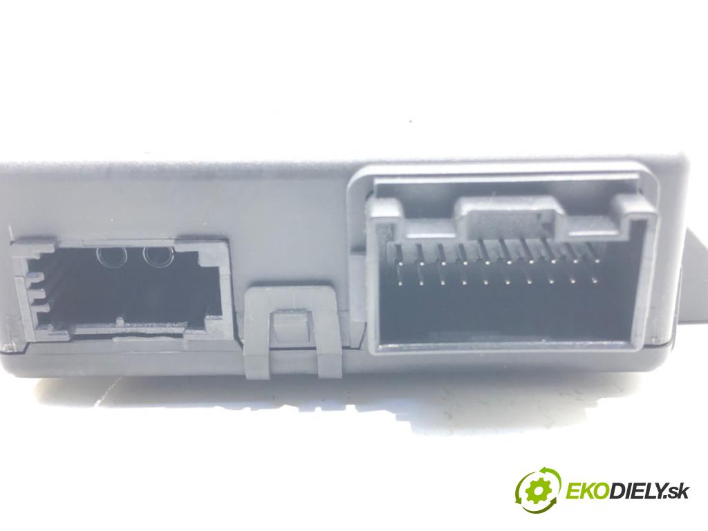 AUDI A4 B8 Kombi 2008 118 kW 1.8 TFSI 1798 Modul GATEWAY 8T0907468K