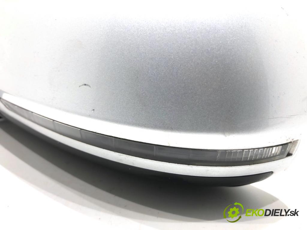 AUDI A4 B8 Kombi 2008 118 kW 1.8 TFSI 1798 Spätné zrkadlo ľavy