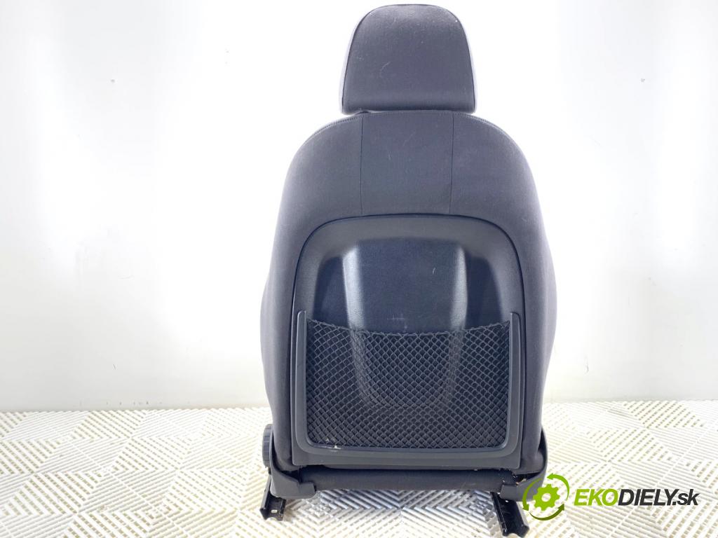 AUDI A4 B8 Kombi 2008 118 kW 1.8 TFSI 1798 Sedadlo ľavy predný