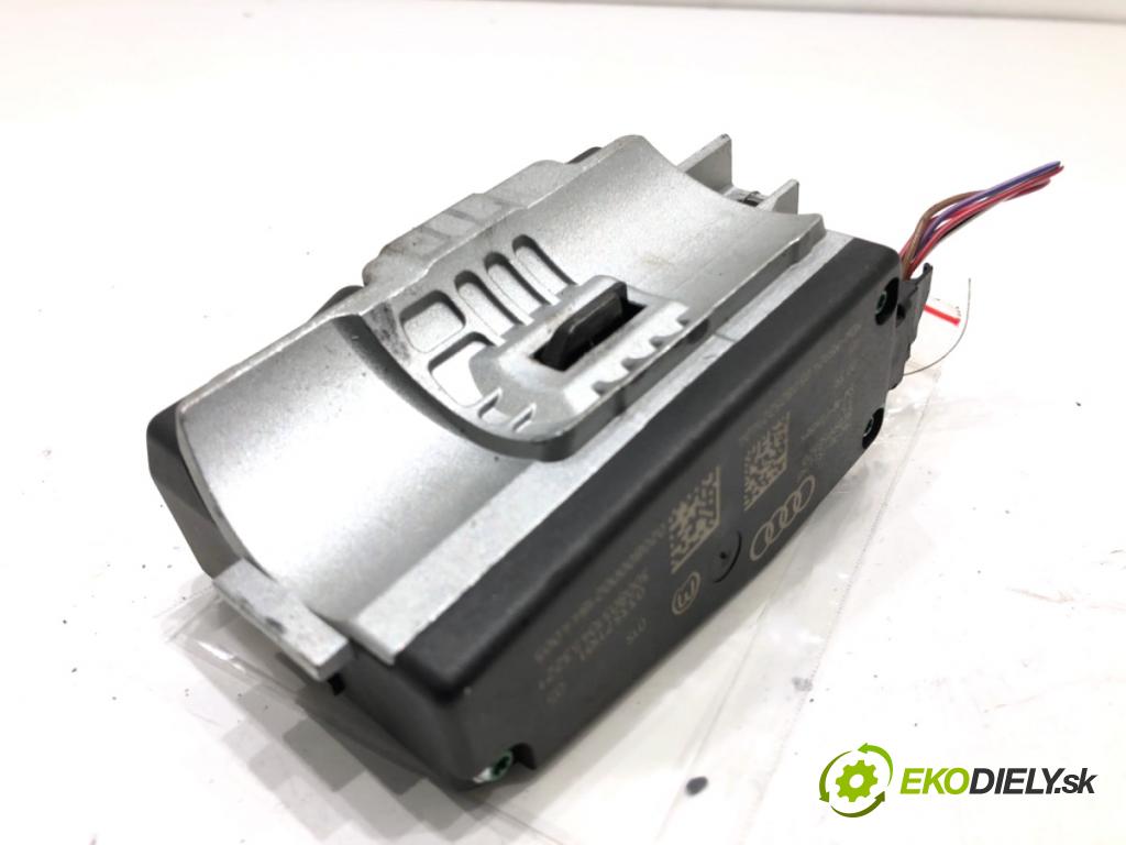 AUDI A4 B8 Kombi 2008 118 kW 1.8 TFSI 1798 blokáda volantu 8K0905852D (Riadenie ostatné)