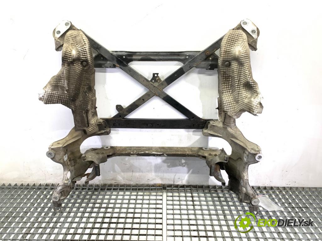 AUDI A4 B8 Kombi 2008 118 kW 1.8 TFSI 1798 výztuha pod motor  (Přední výztuha)