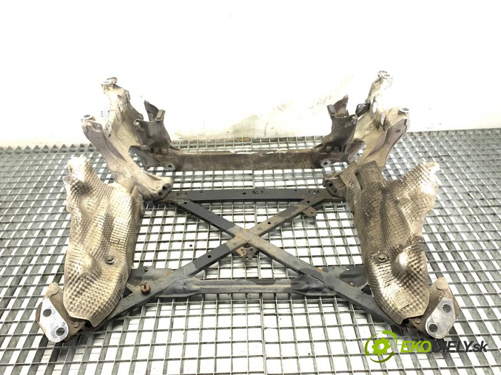 AUDI A4 B8 Kombi 2008 118 kW 1.8 TFSI 1798 Výstuha pod Motor  (Výstuha predná)