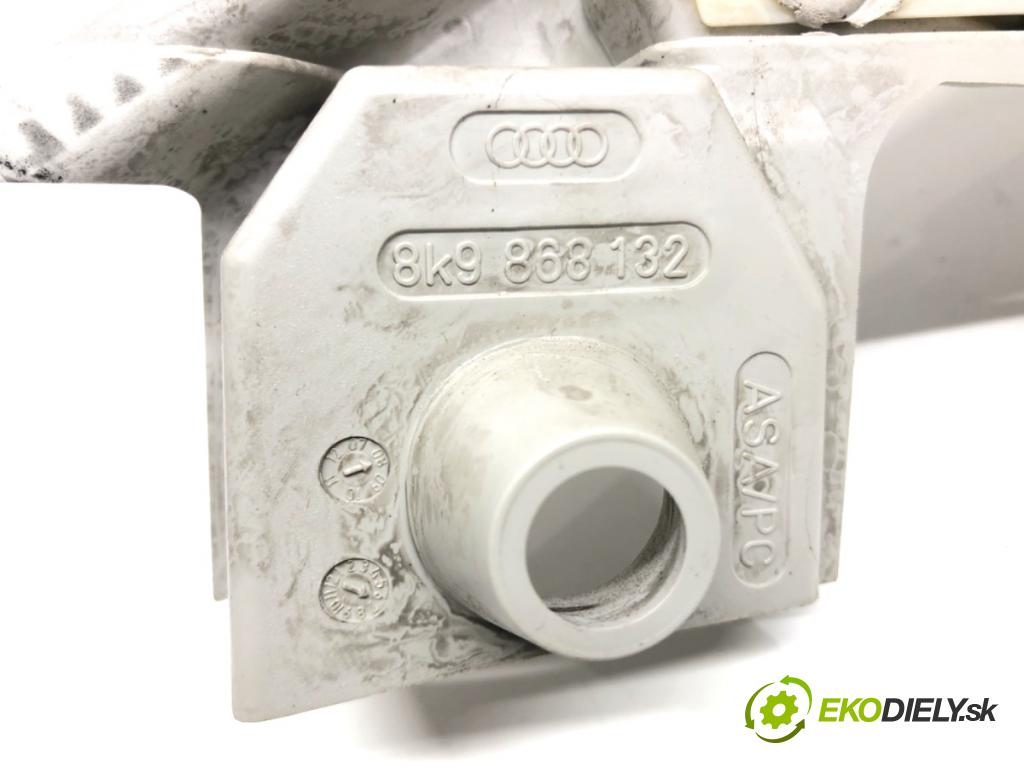 AUDI A4 B8 Kombi 2008 118 kW 1.8 TFSI 1798 Clona stĺpika pravy