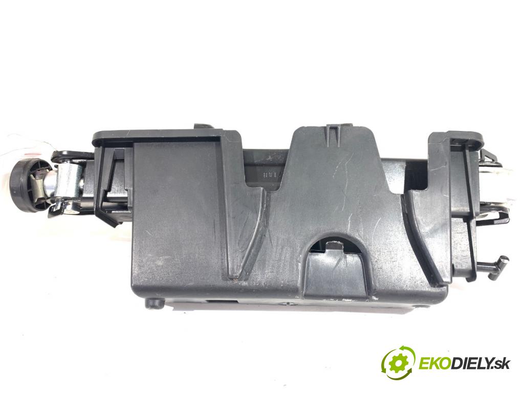 AUDI A4 B8 Kombi 2008 118 kW 1.8 TFSI 1798 Súprava náradia 8K9813685
