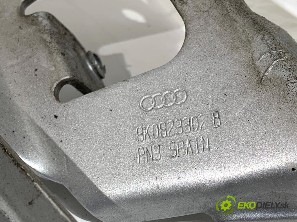 AUDI A4 B8 Kombi 2008 118 kW 1.8 TFSI 1798 závesky kapoty predný 8K0823302B