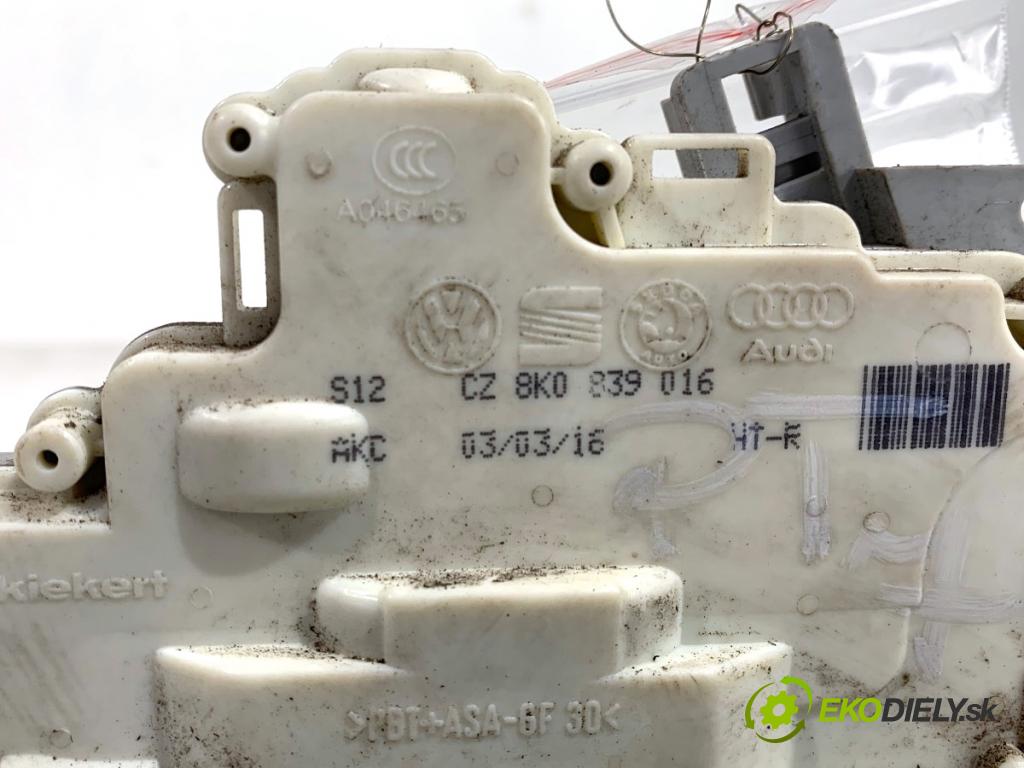 AUDI A4 B8 Kombi 2008 118 kW 1.8 TFSI 1798 zámok Dvere pravy zad 8K0839016