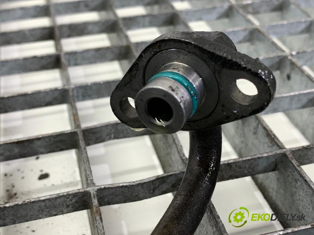 AUDI A4 B8 Kombi 2008 118 kW 1.8 TFSI 1798 hadica servočerpadlo 8K1422893CA (Rúrka servočerpadla)