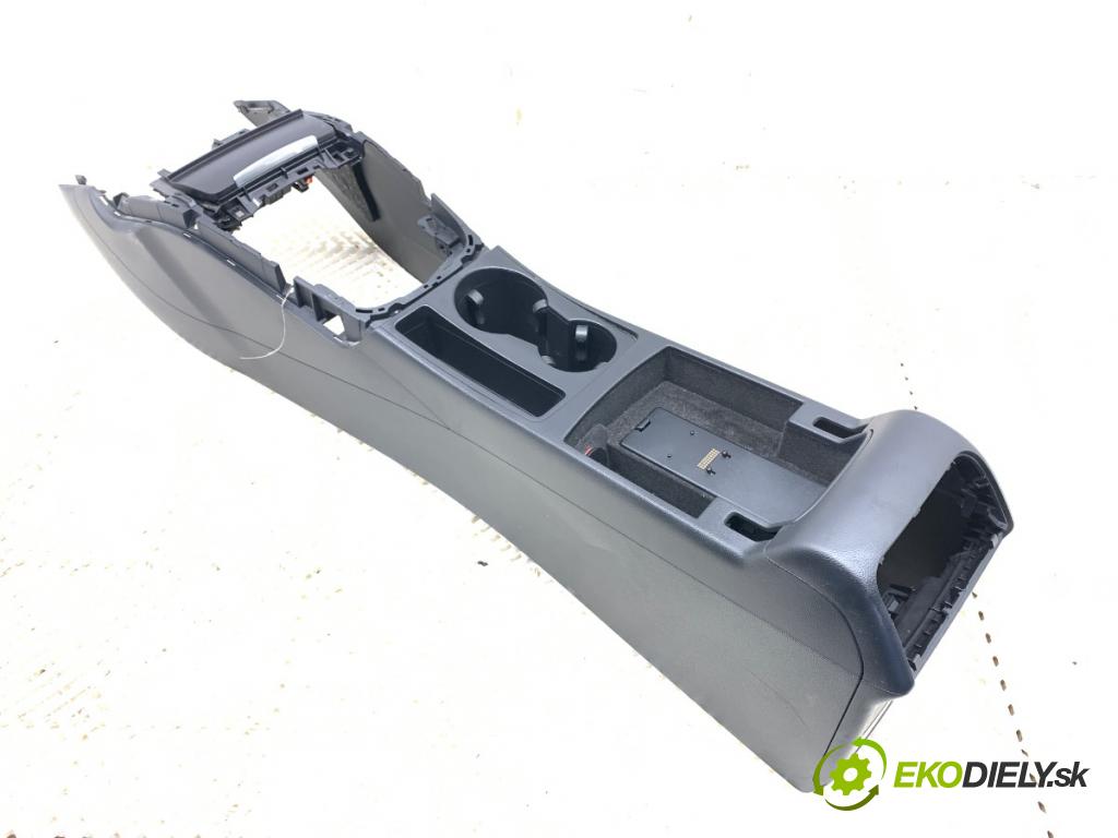 AUDI A4 B8 Kombi 2008 118 kW 1.8 TFSI 1798 Tunel stredový 8K0864981F (Stredový tunel)