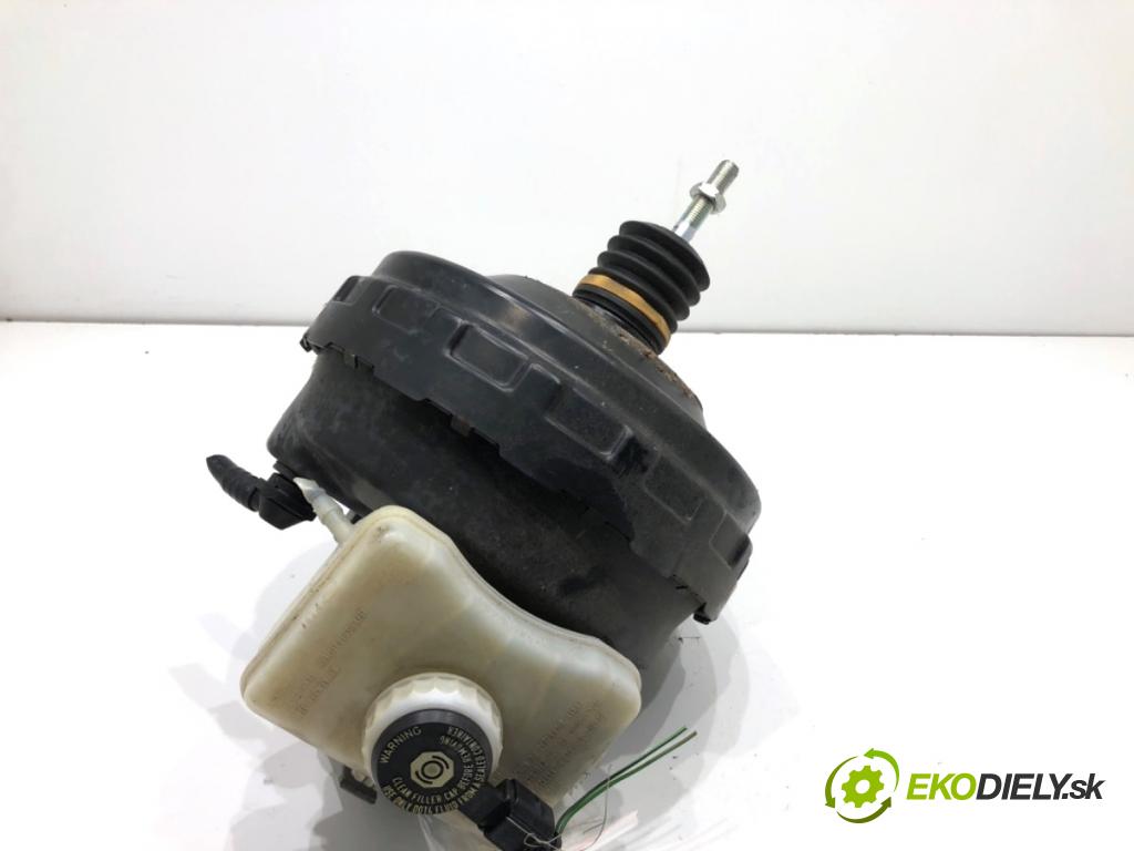 AUDI A4 B8 Kombi 2008 118 kW 1.8 TFSI 1798 Posilovač bŕzd 8K0612103E