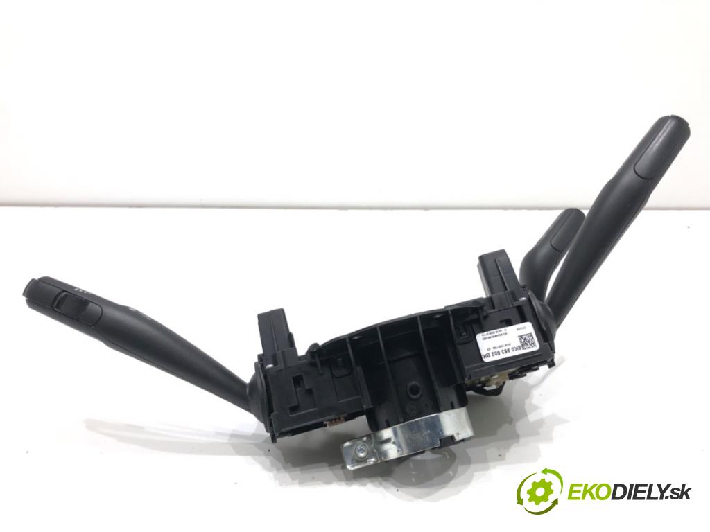 AUDI A4 B8 Kombi 2008 118 kW 1.8 TFSI 1798 Prepínač kombinovaný 8K0953502BK (Prepínacie páčky pod volantom)