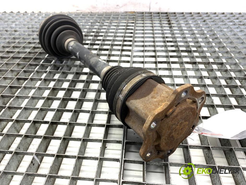 AUDI A4 B8 Kombi 2008 118 kW 1.8 TFSI 1798 poloos pravý přední část 8K0407271Q