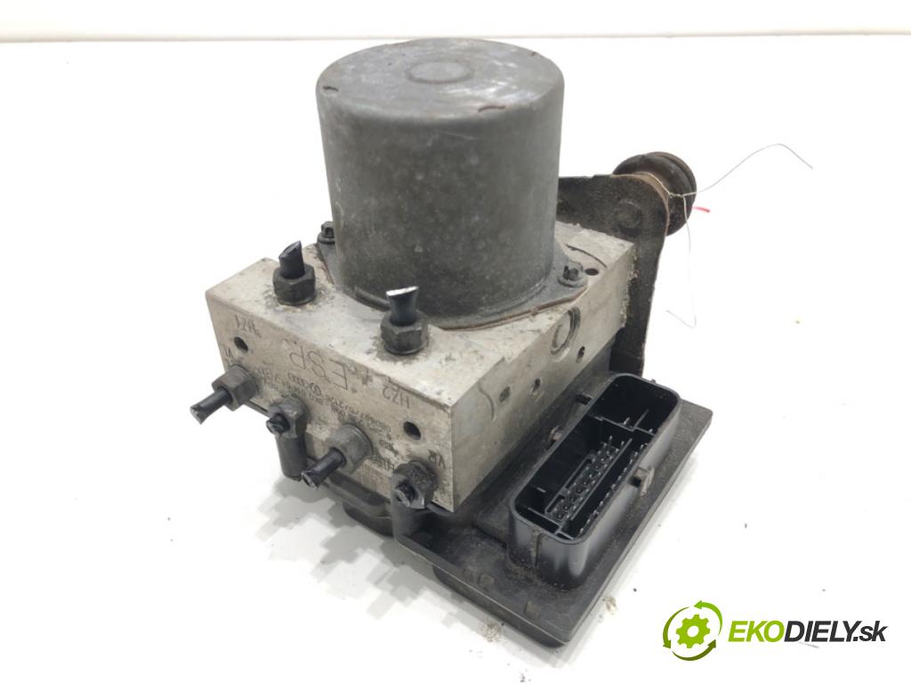 AUDI A4 B8 Kombi 2008 118 kW 1.8 TFSI 1798 Pumpa ABS 8K0907379AA (Pumpa ABS)