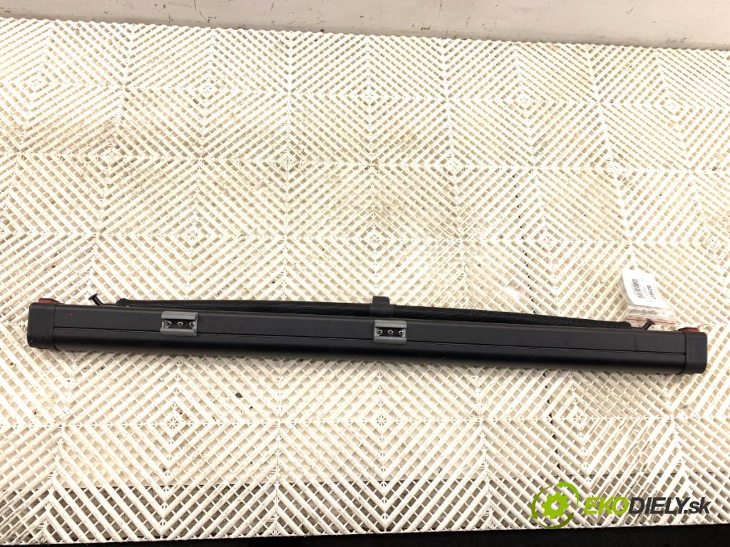 AUDI A4 B8 Kombi 2008 118 kW 1.8 TFSI 1798 Roleta kufra sieťka