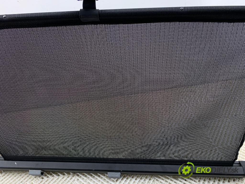 AUDI A4 B8 Kombi 2008 118 kW 1.8 TFSI 1798 Roleta kufra sieťka