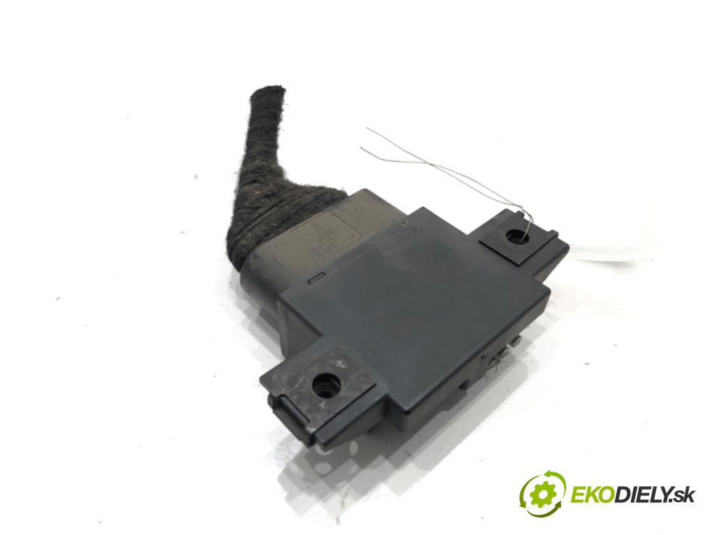 AUDI A4 B8 Kombi 2008 118 kW 1.8 TFSI 1798 Modul pumpy paliva 8K0906093D