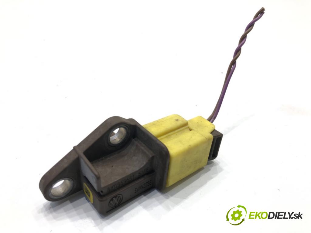 AUDI A4 B8 Kombi 2008 118 kW 1.8 TFSI 1798 Snímač nárazu 8K0959651 (Snímač nárazu)