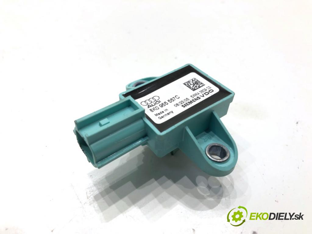 AUDI A4 B8 Kombi 2008 118 kW 1.8 TFSI 1798 Snímač nárazu 8K0955557C (Snímač nárazu)