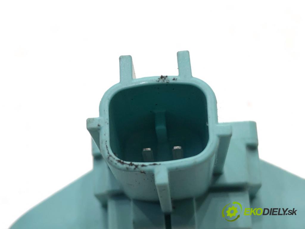 AUDI A4 B8 Kombi 2008 118 kW 1.8 TFSI 1798 Snímač nárazu 8K0955557C (Snímač nárazu)