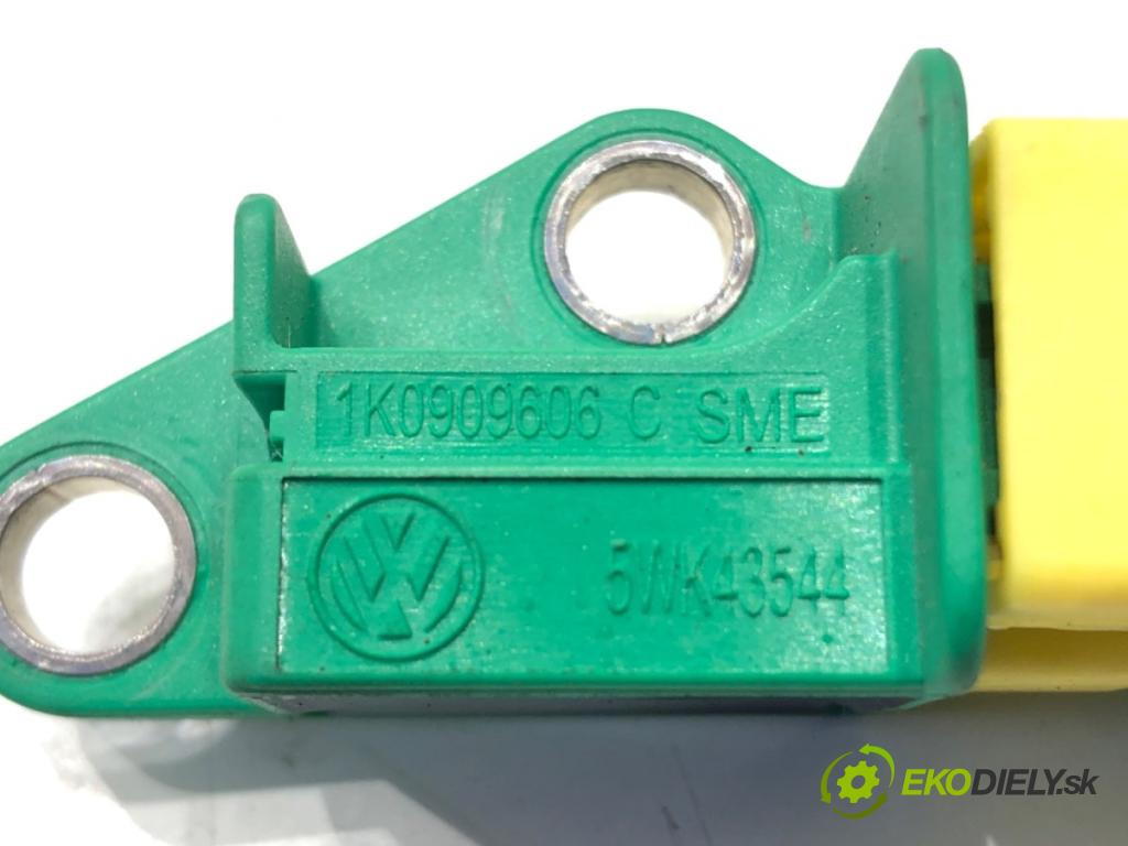 AUDI A4 B8 Kombi 2008 118 kW 1.8 TFSI 1798 Snímač nárazu 1K0909606C (Snímač nárazu)