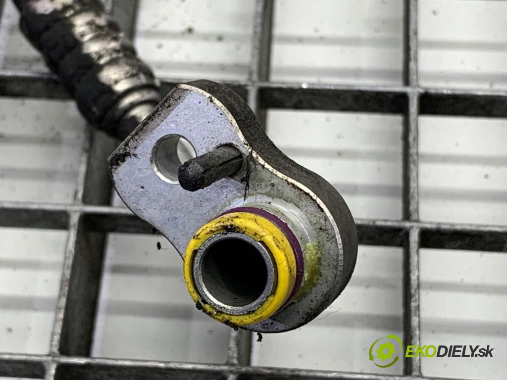 AUDI A4 B8 Kombi 2008 118 kW 1.8 TFSI 1798 rúrka klimatizace  (Trubka klimatizace)