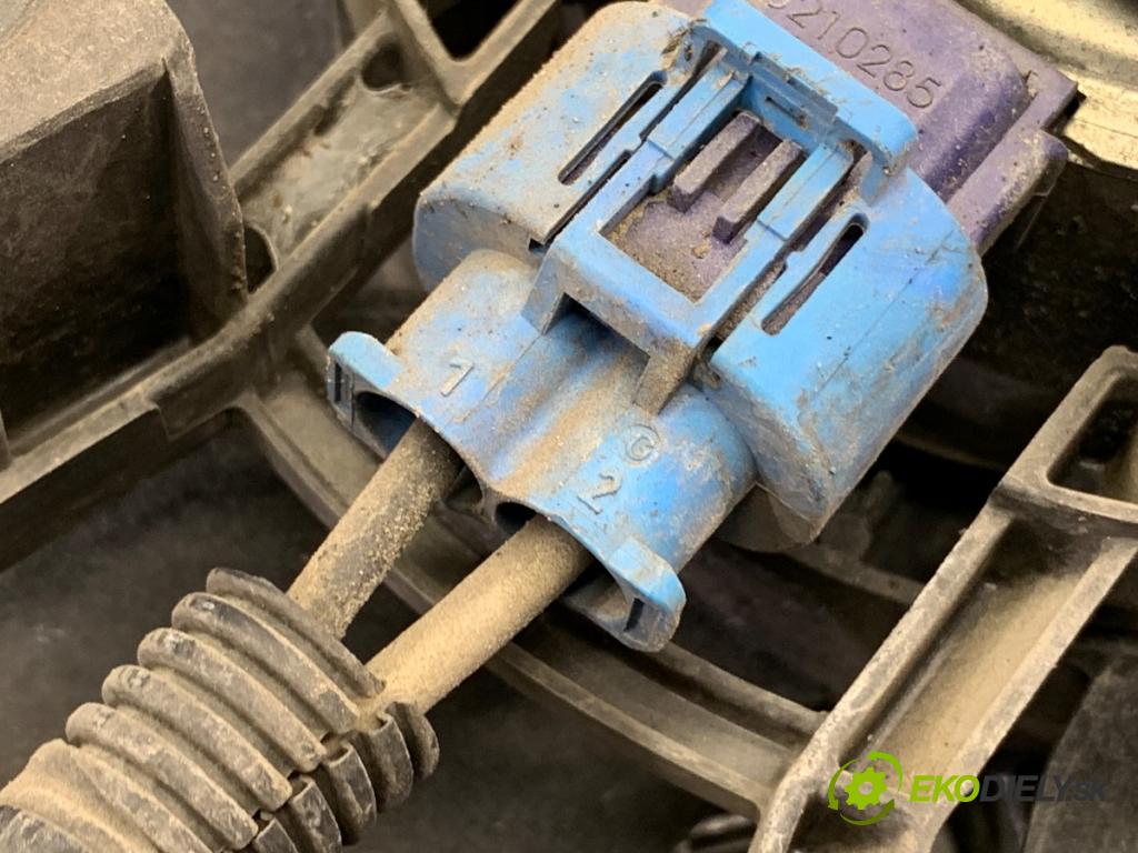 DACIA DOKKER Nadwozie pełne/minivan 2014 61 kW 1.6 1598 ventilátor chladiče 214818665R (Ventilátor)