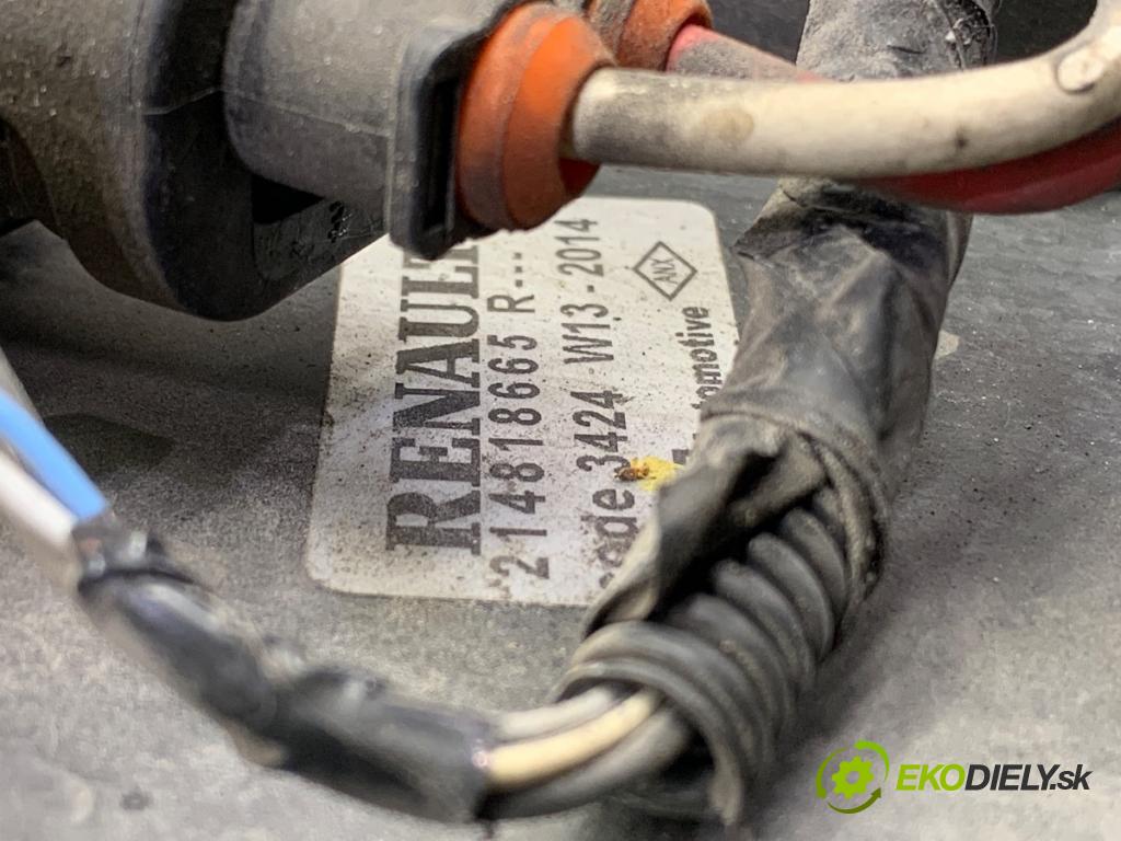 DACIA DOKKER Nadwozie pełne/minivan 2014 61 kW 1.6 1598 Ventilátor chladiča 214818665R (Ventilátor)