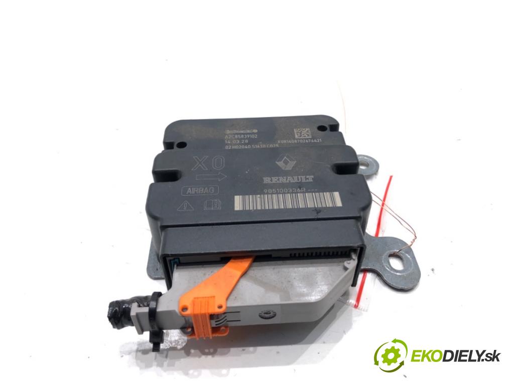 DACIA DOKKER Nadwozie pełne/minivan 2014 61 kW 1.6 1598 senzor airbag 985100336R (Snímač)