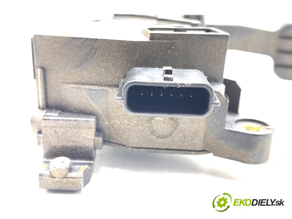 DACIA DOKKER Nadwozie pełne/minivan 2014 61 kW 1.6 1598 Potenciometer plynu 180108712R (Potenciometer plynového pedálu)