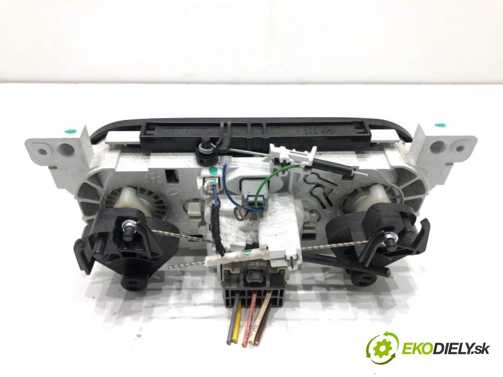 DACIA DOKKER Nadwozie pełne/minivan 2014 61 kW 1.6 1598 Panel ovládania kúrenia 5P3743000 (Prepínacie páčky pod volantom)