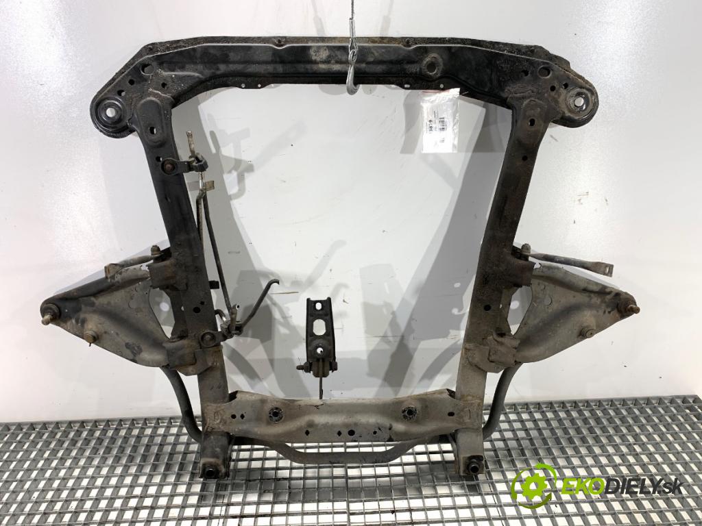 DACIA DOKKER Nadwozie pełne/minivan 2014 61 kW 1.6 1598 výztuha pod motor  (Přední výztuha)