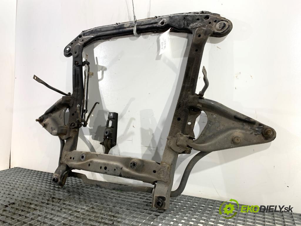 DACIA DOKKER Nadwozie pełne/minivan 2014 61 kW 1.6 1598 výztuha pod motor  (Přední výztuha)