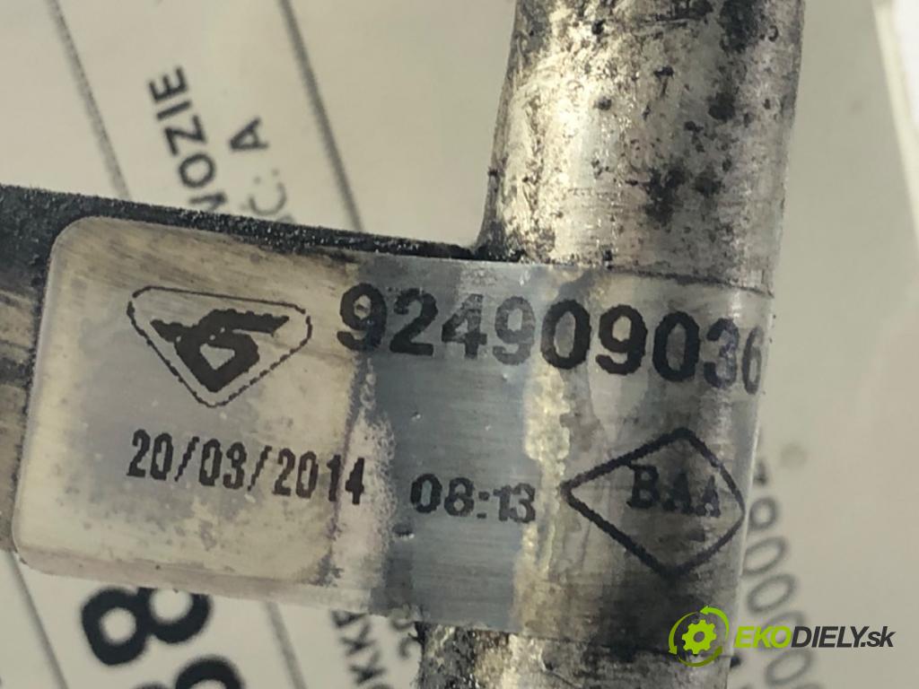 DACIA DOKKER Nadwozie pełne/minivan 2014 61 kW 1.6 1598 rúrka klimatizace 924909036R (Trubka klimatizace)