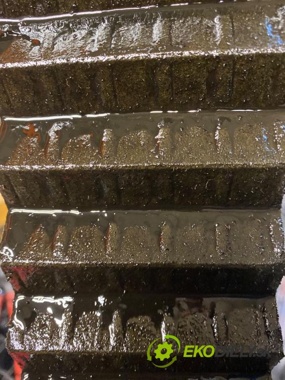 AUDI A4 B8 Kombi 2008 118 kW 1.8 TFSI 1798 motor CDH (Motor)