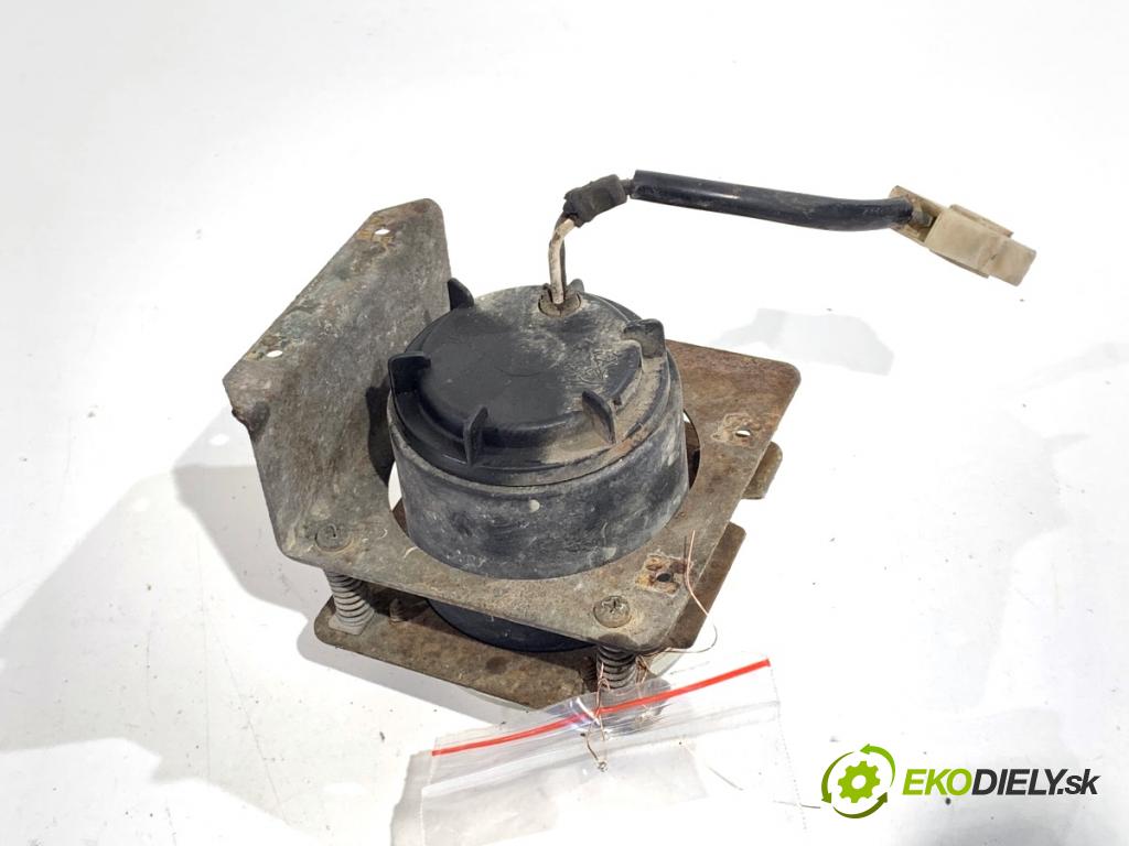 DAEWOO LUBLIN II Skrzynia 1996 64 kW 2.4 TD 2417 hmlové svetlo, hmlovka levý přední část