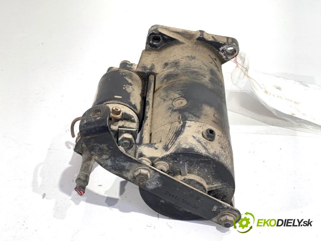 RENAULT MASTER II Skrzynia 2002 84 kW 2.8 dTI 2799 startér  (Startér)