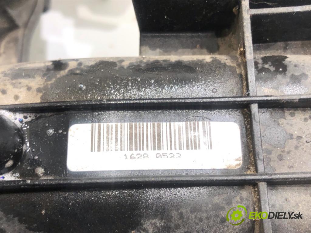 AUDI A4 B8 Kombi 2008 118 kW 1.8 TFSI 1798 potrubí sání  (Sací potrubí)