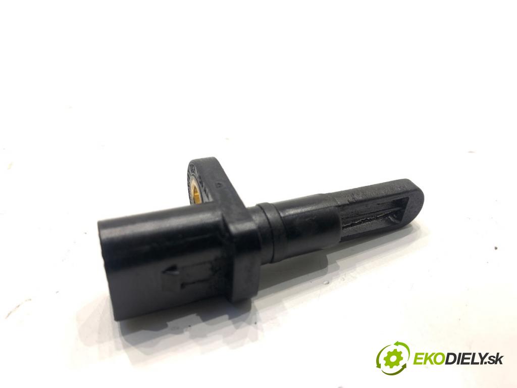 AUDI A4 B8 Kombi 2008 118 kW 1.8 TFSI 1798 snímač teploty vzduchu 06B905379D