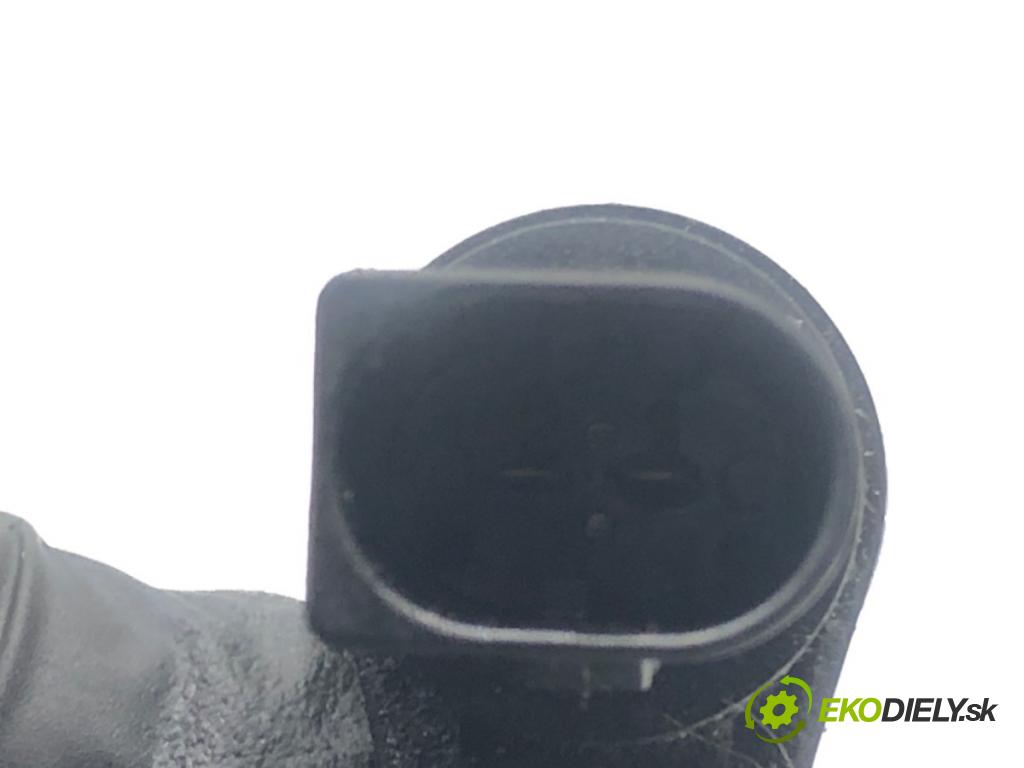 AUDI A4 B8 Kombi 2008 118 kW 1.8 TFSI 1798 Snímač pozície hriadeľa kľukového 06H906433 (Snímač polohy kľukového hriadeľa)