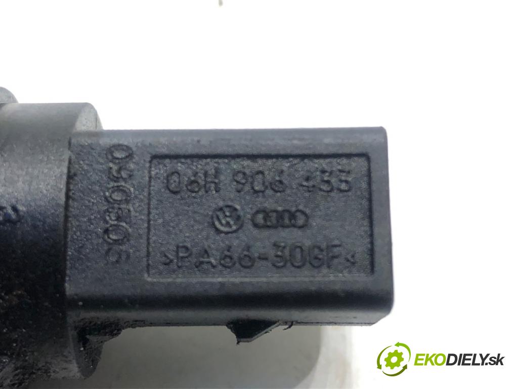 AUDI A4 B8 Kombi 2008 118 kW 1.8 TFSI 1798 Snímač pozície hriadeľa kľukového 06H906433 (Snímač polohy kľukového hriadeľa)