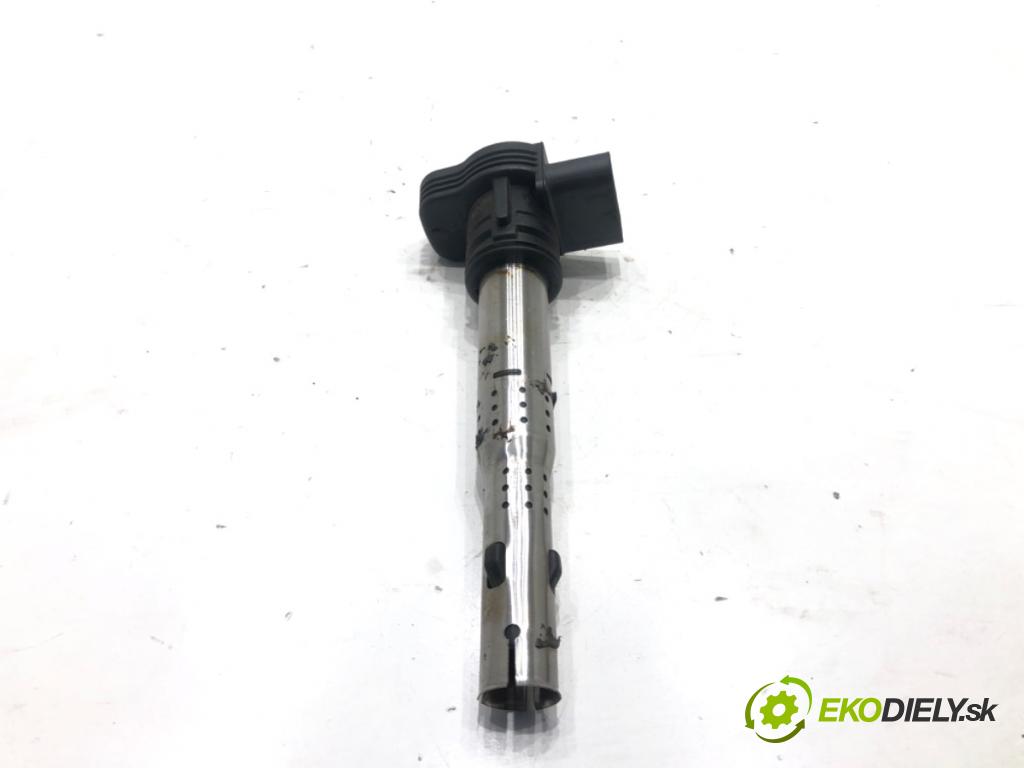 AUDI A4 B8 Kombi 2008 118 kW 1.8 TFSI 1798 Cievka zapaľovacia 07K905715D (Zapaľovacia cievka)