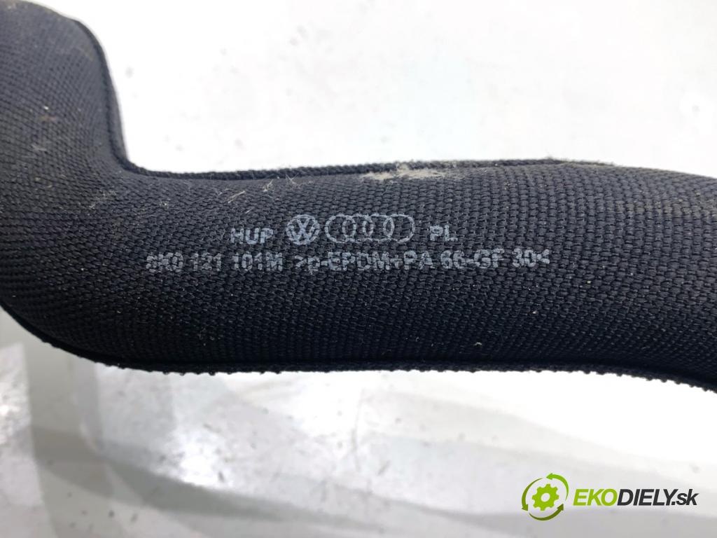 AUDI A4 B8 Kombi 2008 118 kW 1.8 TFSI 1798 Rúra vody 8K0121101M